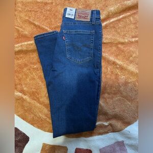 Levi jeans